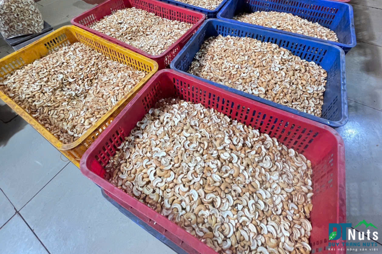 NGUYÊN LIỆU LÀM BÁNH